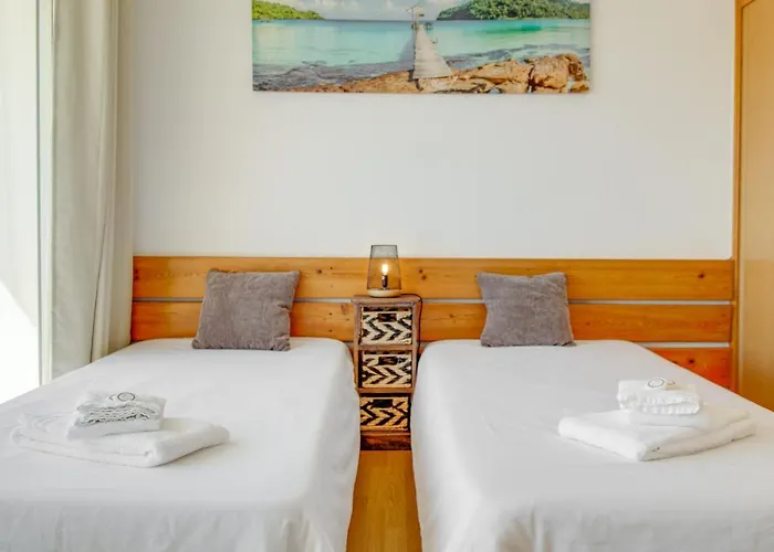 Panoramic Ocean View, Apt. T2, Magna Apartment