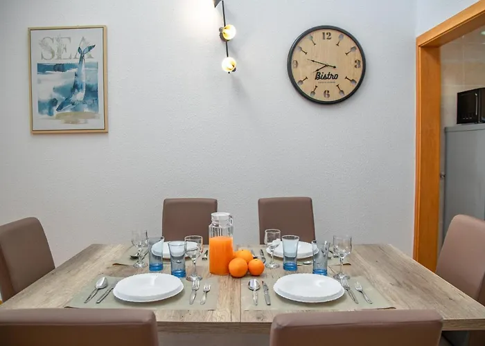 Panoramic Ocean View, Apt. T2, Magna Apartment *